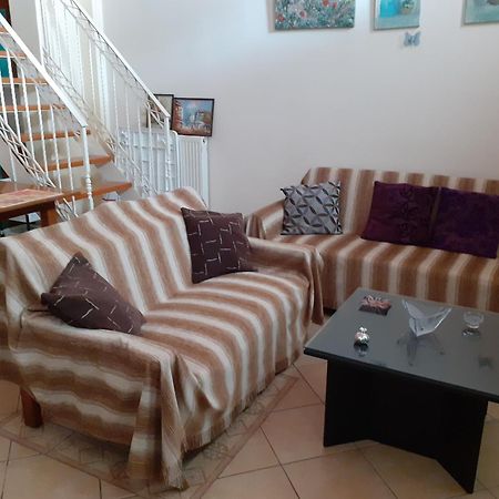 Tzil Home Kyparissia Exteriör bild