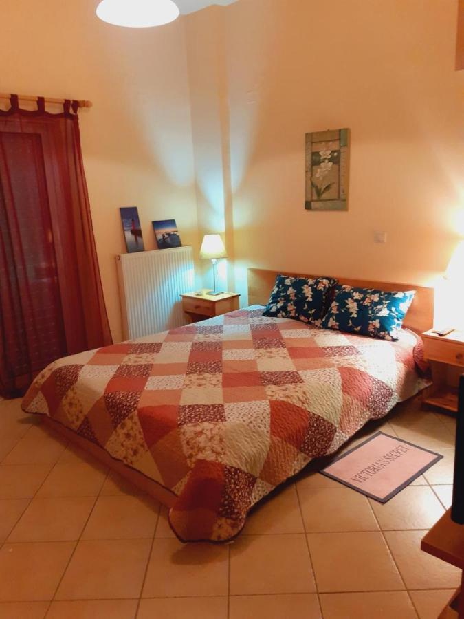 Tzil Home Kyparissia Exteriör bild