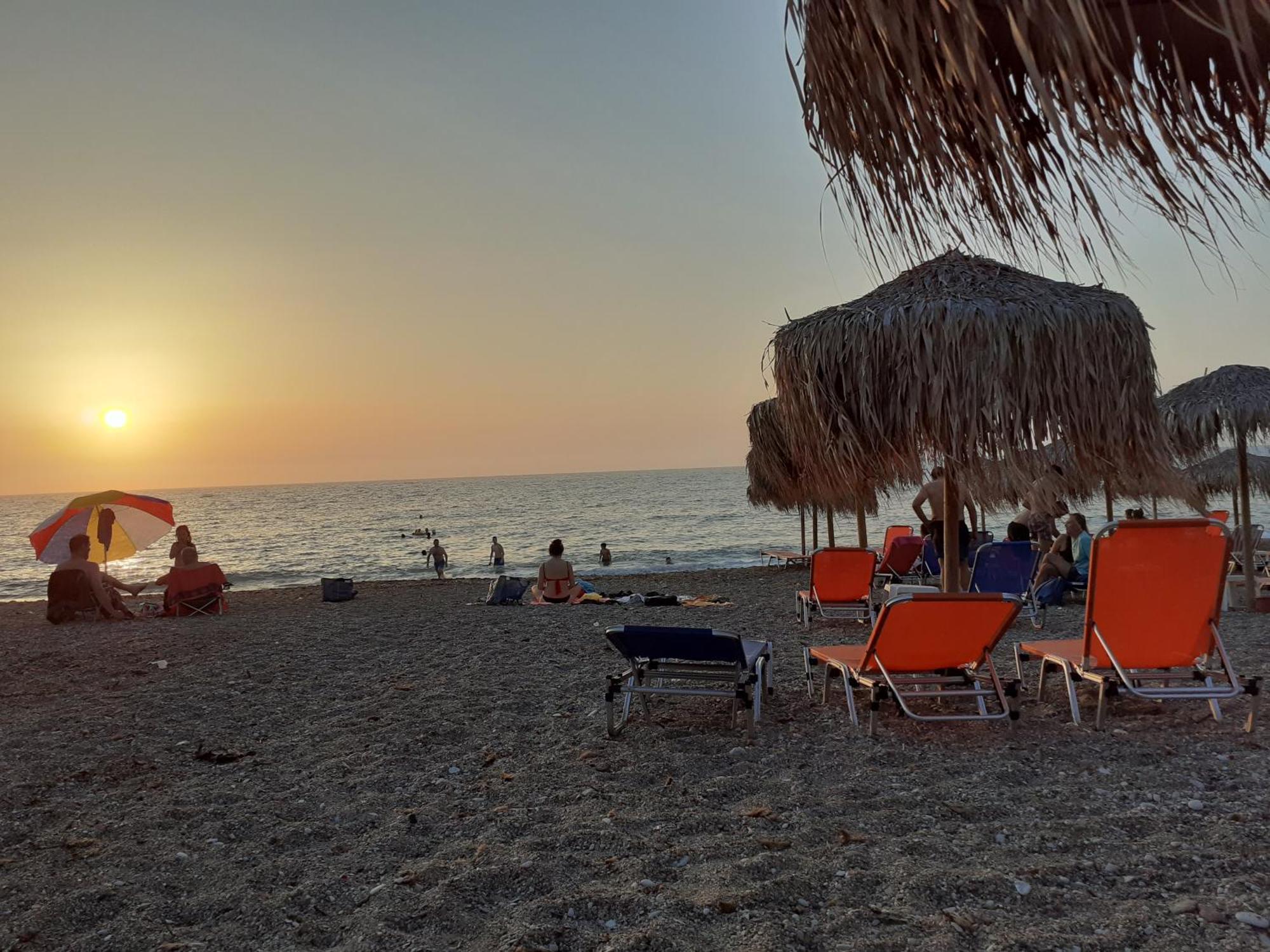 Tzil Home Kyparissia Exteriör bild
