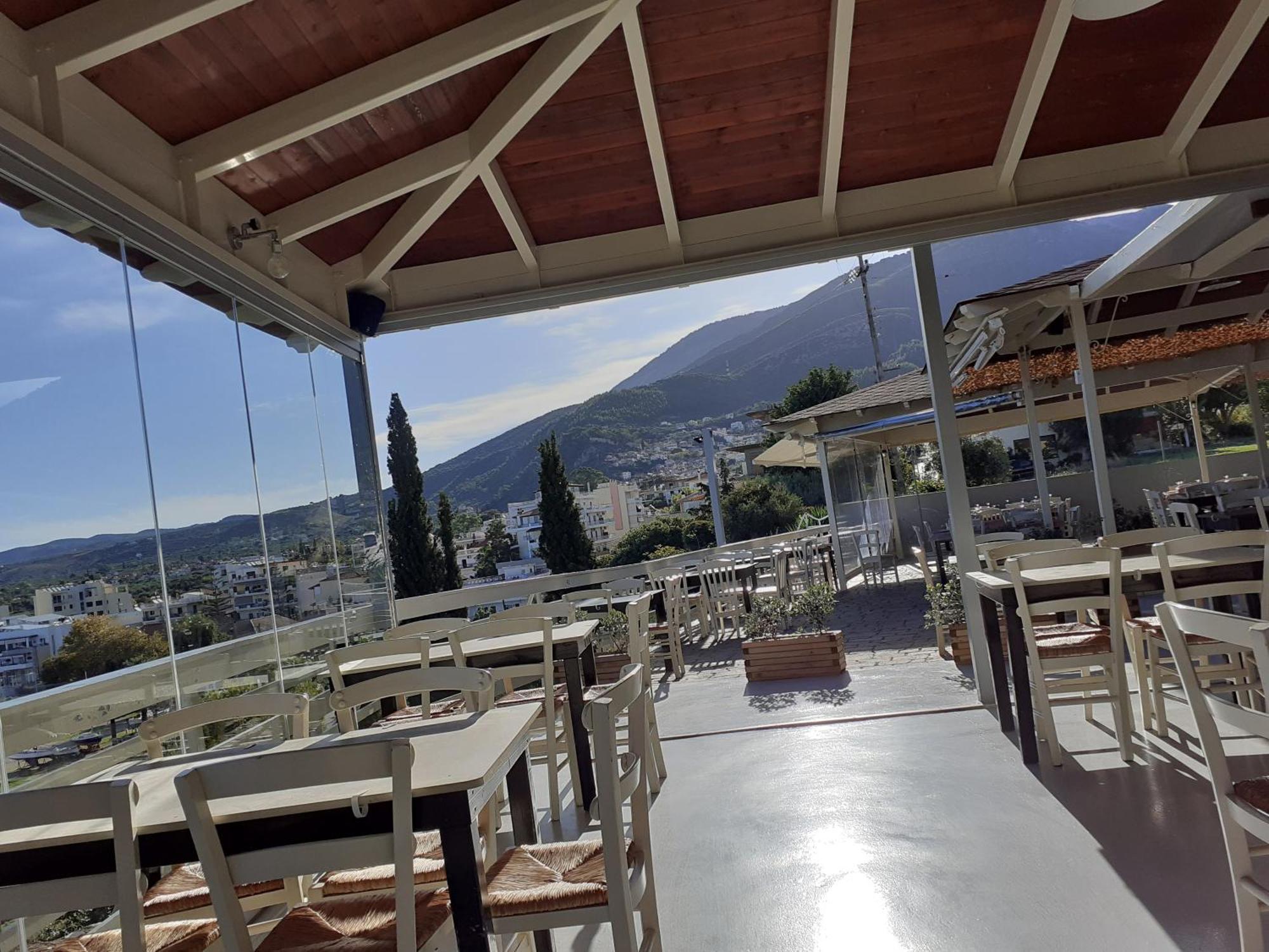 Tzil Home Kyparissia Exteriör bild